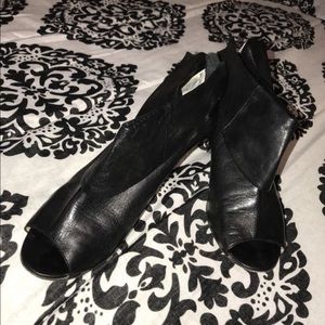 SOLD Michael Kors Heels